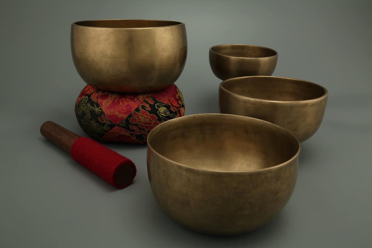 Spiritual Healing with singing bowl